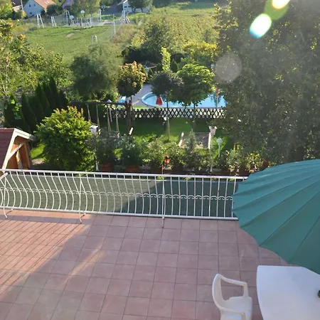 Katica Vendeghaz Apartment Siofok Exterior photo